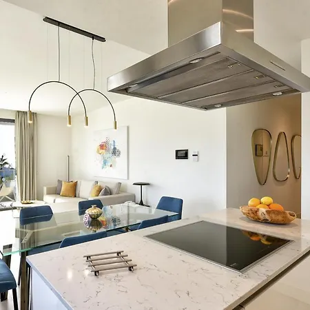 Vivi Homes - Olivera Pool, Sauna, Gym, Terrace & Sea View * El Faro