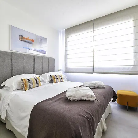 Apartment Vivi Homes - Olivera Pool, Sauna, Gym, Terrace & Sea View *